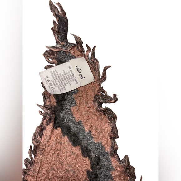 Artizia Wilfred Merino Wool Triangle Scarf - Brown - Picture 4 of 4